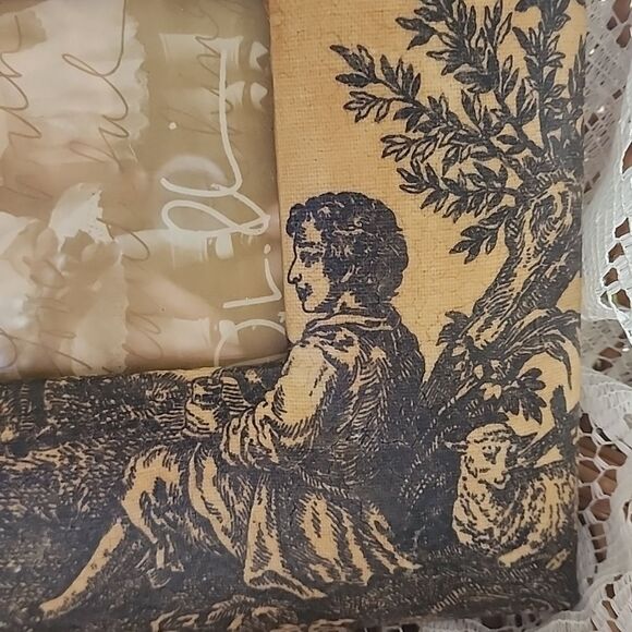 Toile Wall Hanging Picture Frame - Picture 3 of 6